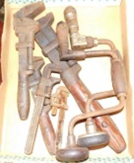 A pile of rusty tools

AI-generated content may be incorrect.